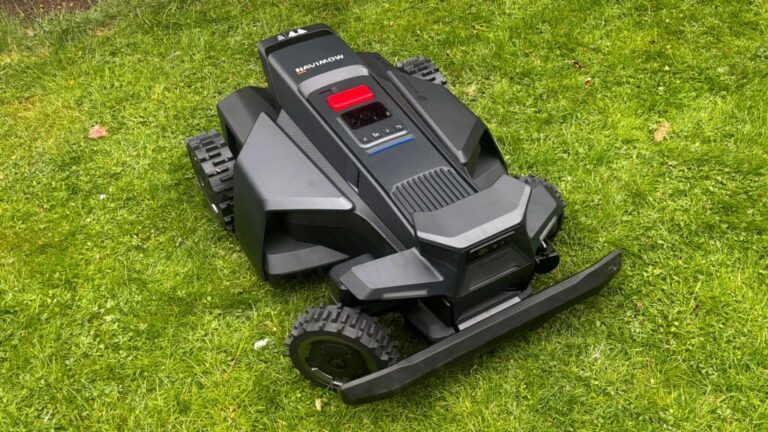 Segway Navimow X430: A hugely capable, rugged robo mower