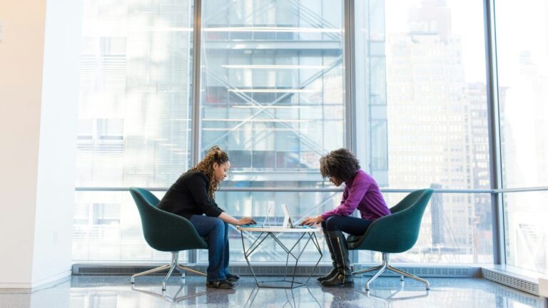 Working Mom Guilt: Why You Feel Like You're Failing