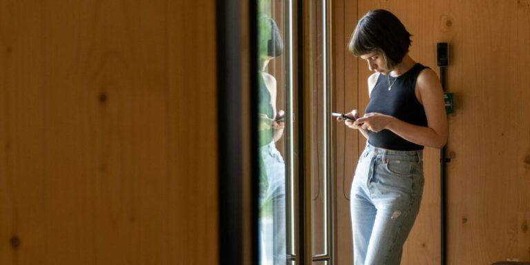 How I Finally Broke My Phone Addiction