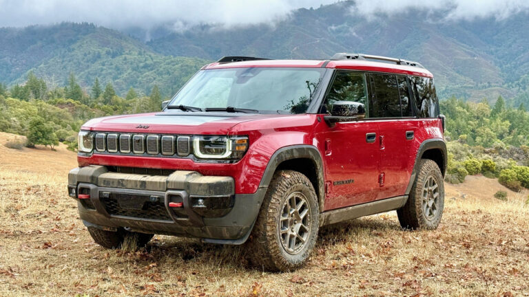 Jeep's Recon Isn't An Electric Wrangler, And You'll Know It Behind The Wheel